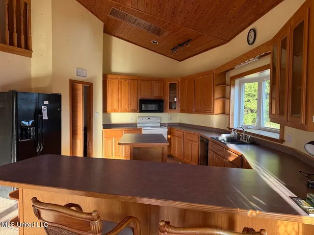 $425,000 | 257 Magnolia Road, Perkinston, MS 39573