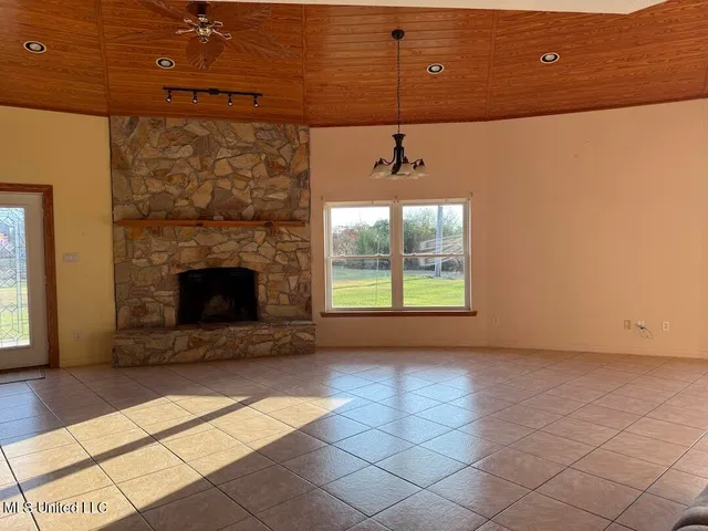 $425,000 | 257 Magnolia Road, Perkinston, MS 39573