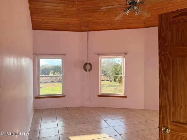 $425,000 | 257 Magnolia Road, Perkinston, MS 39573