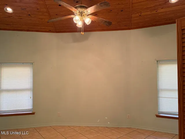 $425,000 | 257 Magnolia Road, Perkinston, MS 39573