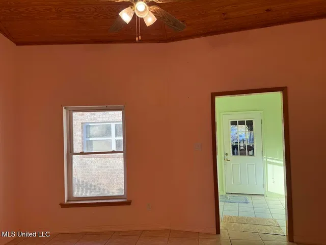 $425,000 | 257 Magnolia Road, Perkinston, MS 39573