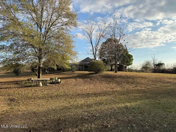 $425,000 | 257 Magnolia Road, Perkinston, MS 39573
