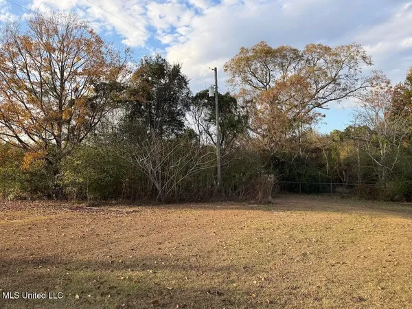 $425,000 | 257 Magnolia Road, Perkinston, MS 39573