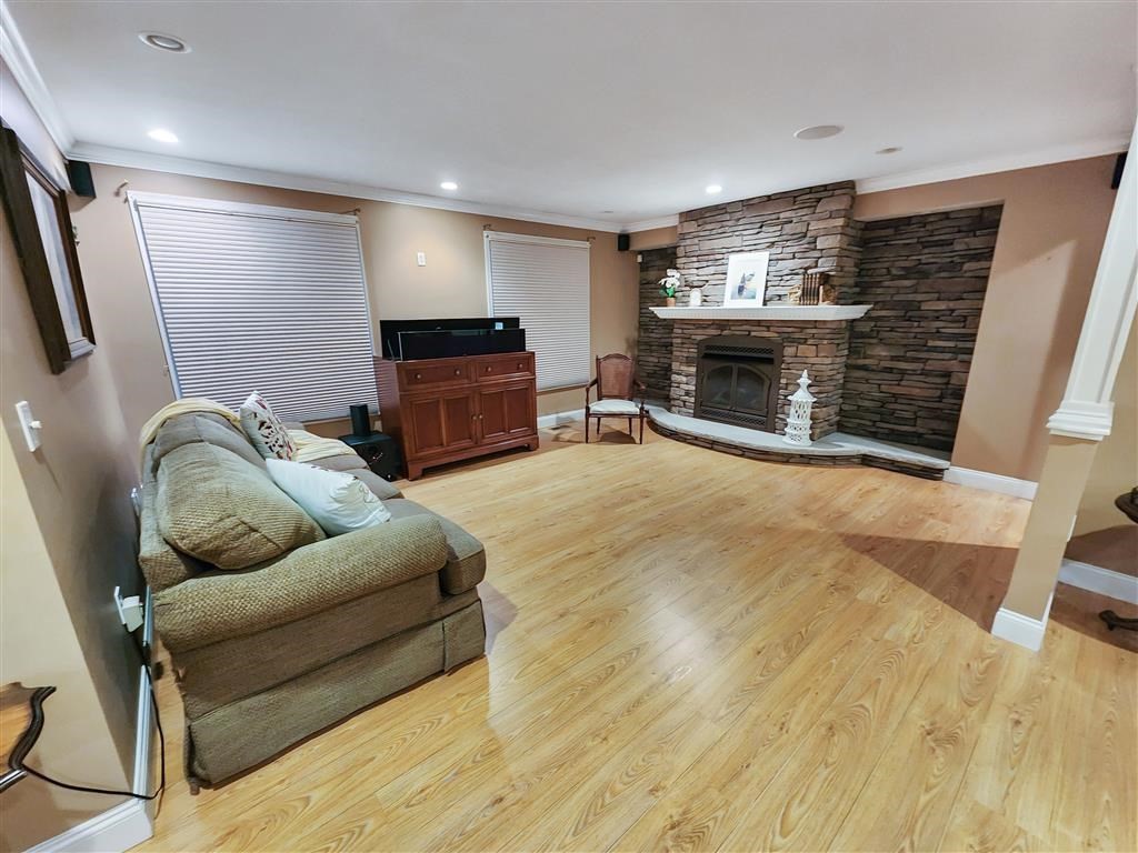 26 A County Road Freetown, MA 02717 - Photo 8 of 42 Gallery Image 8