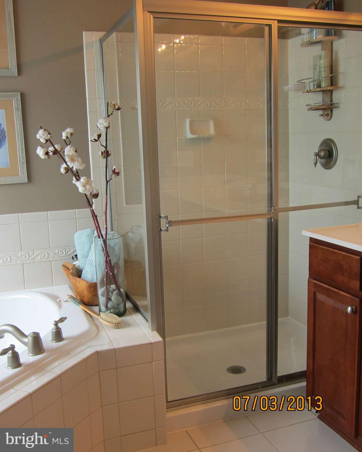 9191 Furey Road Lorton, VA 22079 - Photo 17 of 30 Bath Master