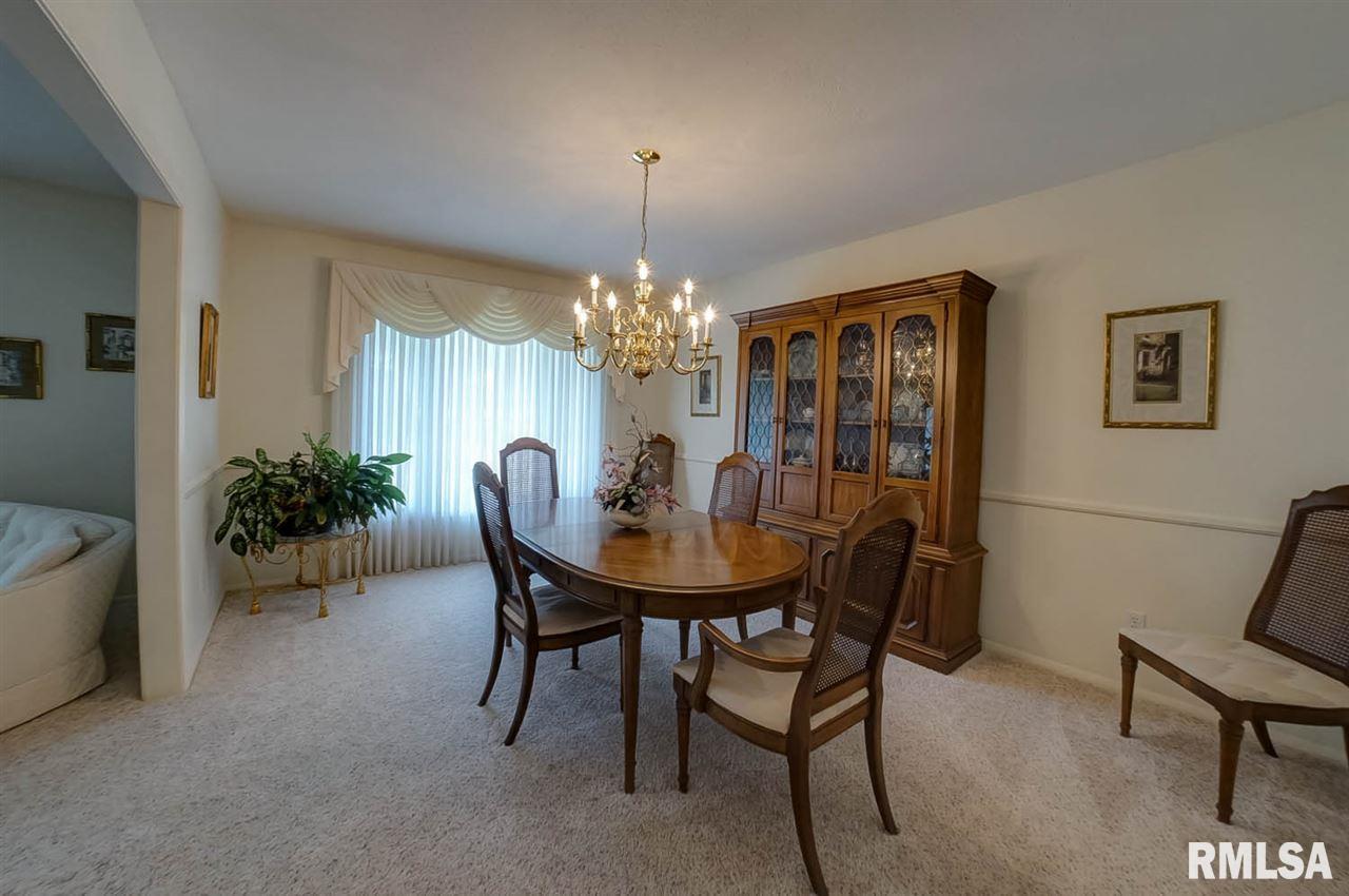 30 Horseshoe Drive Springfield, IL 62702 - Photo 6 of 36 Gallery Image 6