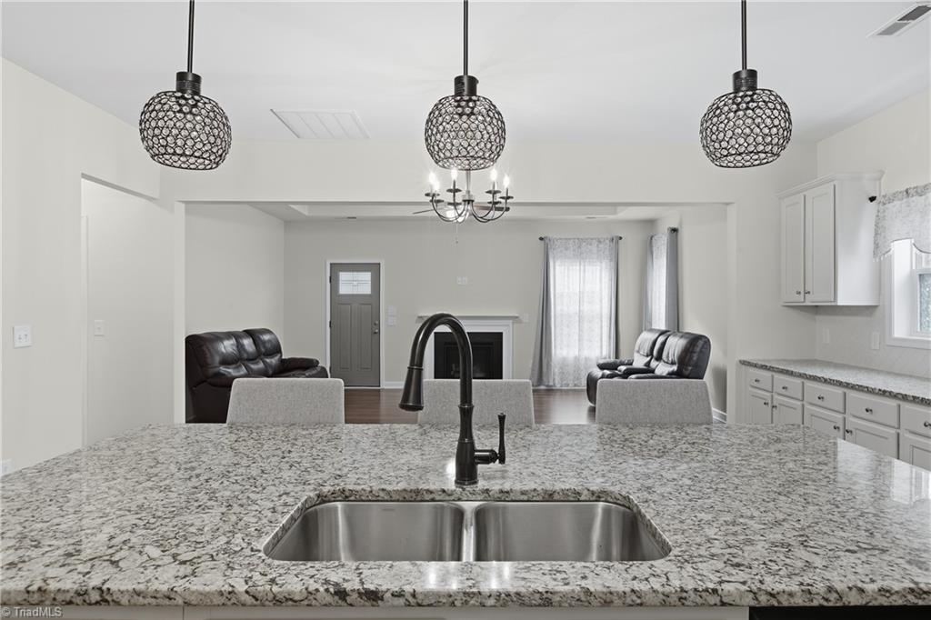 4534 Jasper Ridge Drive Clemmons, NC 27012 - Photo 15 of 48