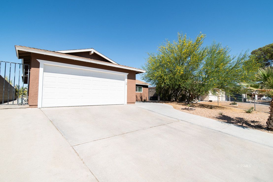 419 South Margalo Street Ridgecrest, CA 93555 - Photo 3 of 36