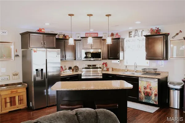 $239,900 | 13955 Cherry Drive, Plato, MO 65552