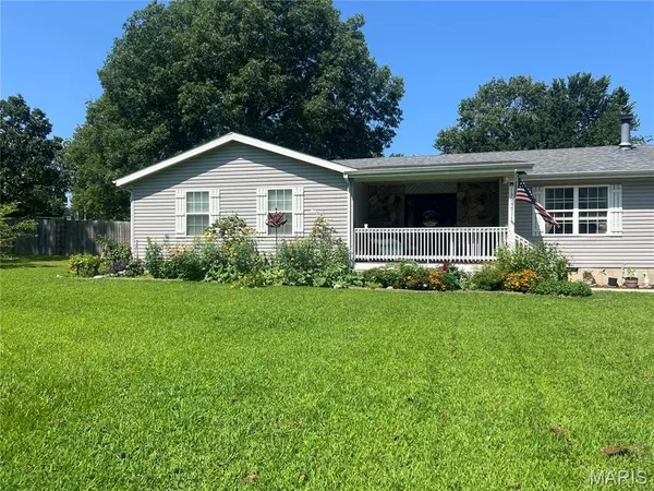 $242,000 | 13955 Cherry Drive, Plato, MO 65552