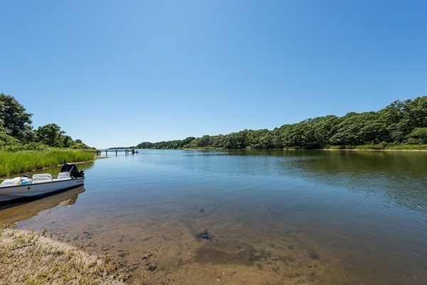 80 A Oyster Pond Road Edgartown, MA 02539 - Photo 3 of 27 Gallery Image 3