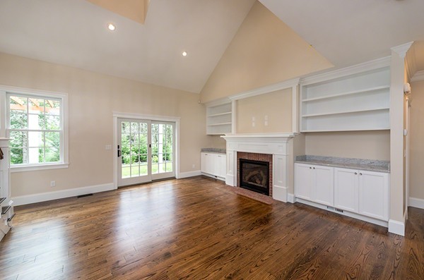 80 A Oyster Pond Road Edgartown, MA 02539 - Photo 5 of 27 Gallery Image 5