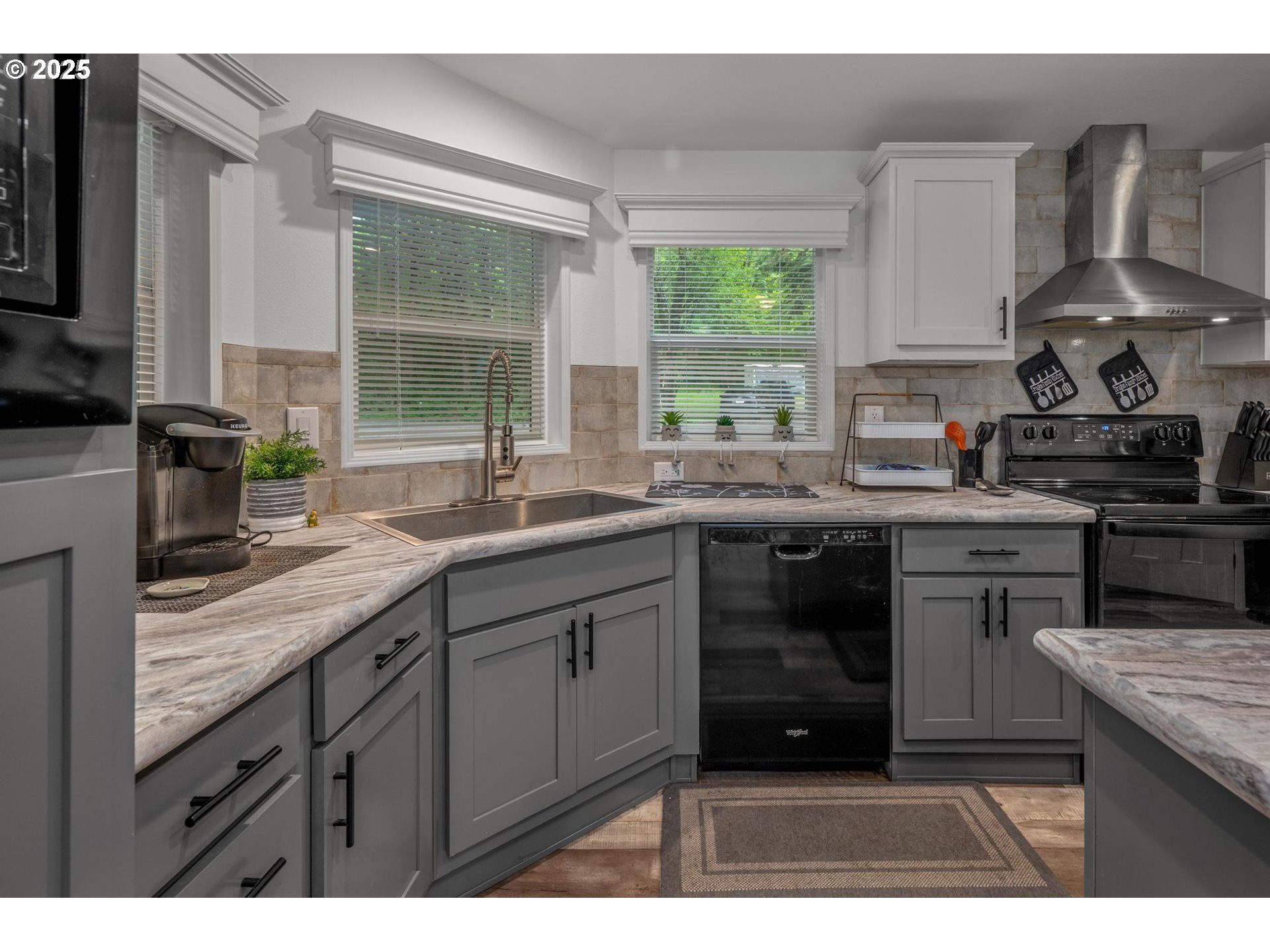 28313 Chapman Road Scappoose, OR 97056 - Photo 23 of 46 Gallery Image 23