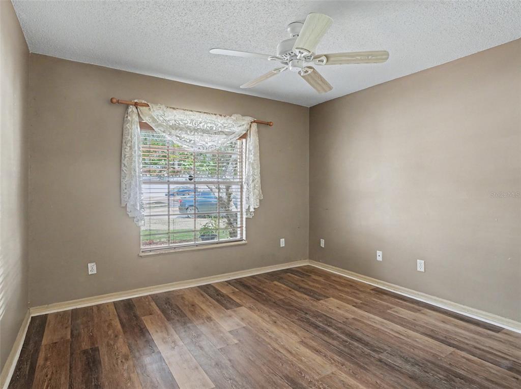 1126 Little Creek Road Orlando, FL 32825 - Photo 14 of 36