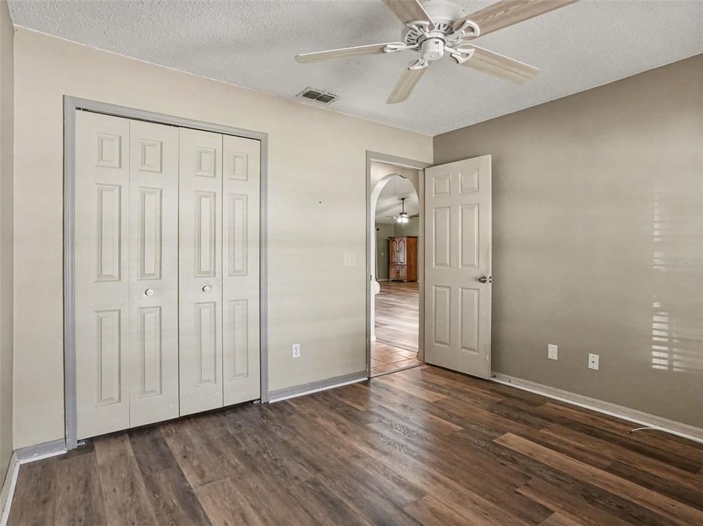 1126 Little Creek Road Orlando, FL 32825 - Photo 15 of 36