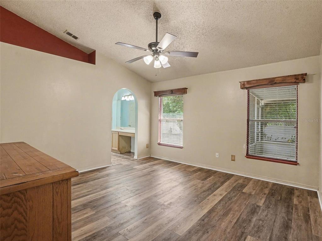 1126 Little Creek Road Orlando, FL 32825 - Photo 21 of 36