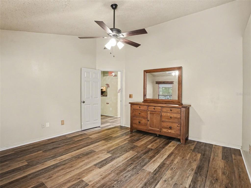 1126 Little Creek Road Orlando, FL 32825 - Photo 23 of 36