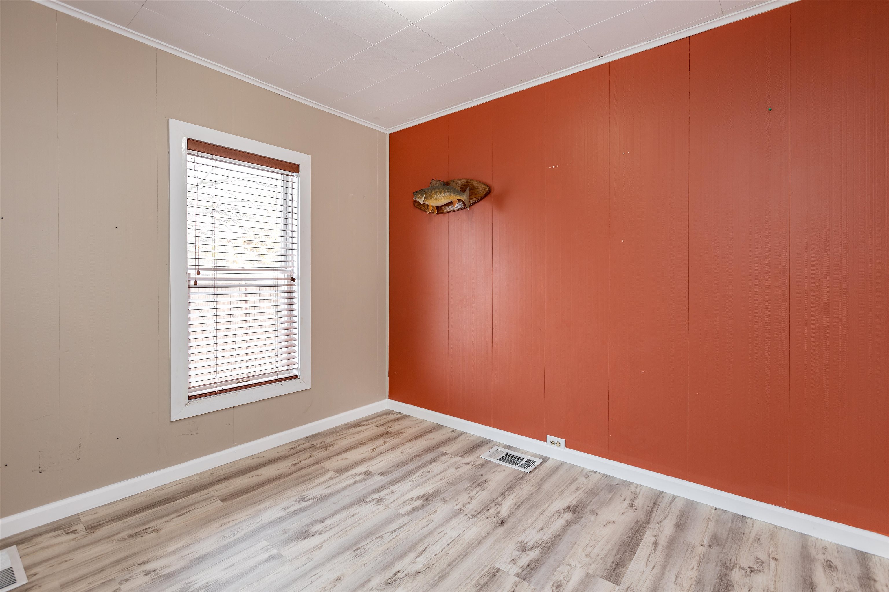 618 North Finn Road Bay City, MI 48708 - Photo 13 of 52