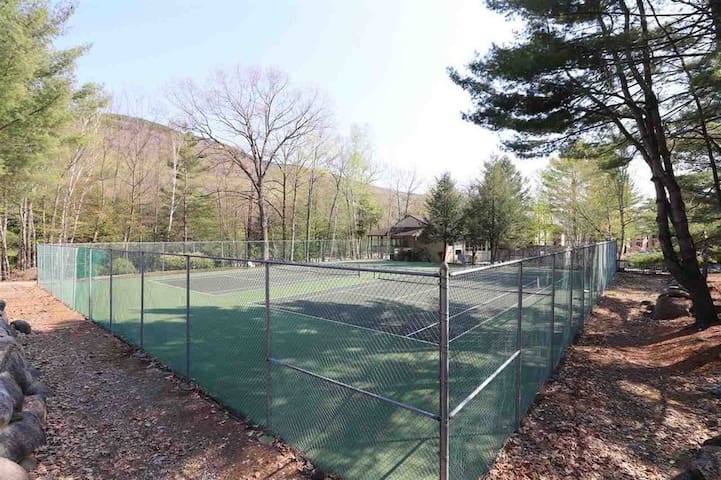 45 West Branch Road, Unit 5 Lincoln, NH 03251 - Photo 23 of 24