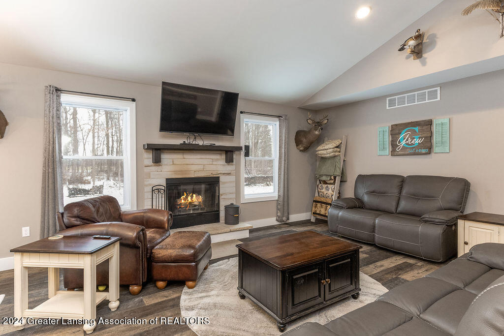 770 Stillman Road Mason, MI 48854 - Photo 7 of 45 Final-17