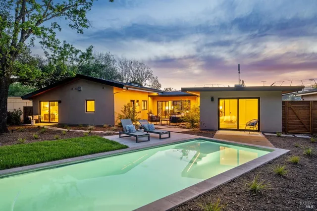 $2,395,000 | 226 1st Street East, Sonoma, CA 95476