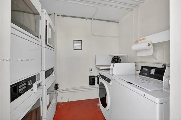 $3,200 | 180 Isle Of Venice Drive, Unit 121, Fort Lauderdale, FL 33301