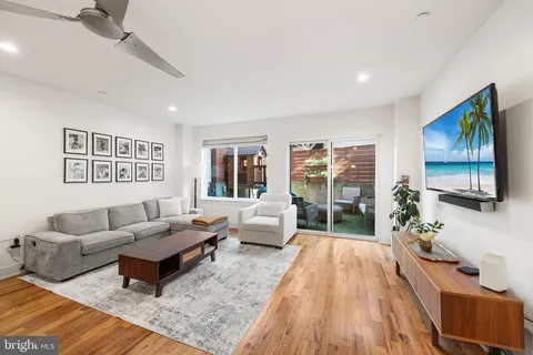 $499,500 | 1517 Brown Street, Unit 1, Philadelphia, PA 19130