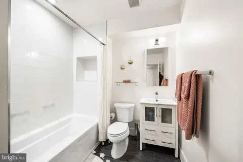 $499,500 | 1517 Brown Street, Unit 1, Philadelphia, PA 19130