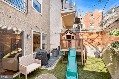 $499,500 | 1517 Brown Street, Unit 1, Philadelphia, PA 19130