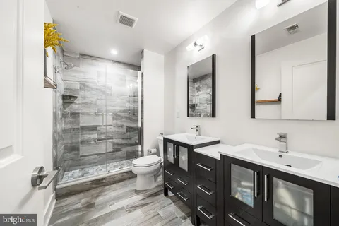 $499,500 | 1517 Brown Street, Unit 1, Philadelphia, PA 19130