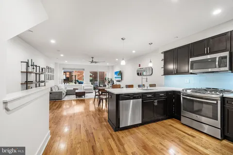 $499,500 | 1517 Brown Street, Unit 1, Philadelphia, PA 19130