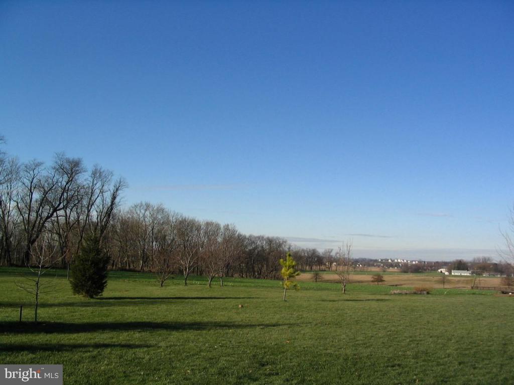 1013 Flory Road Mount Joy, PA 17552 - Photo 4 of 4 Gallery Image 4