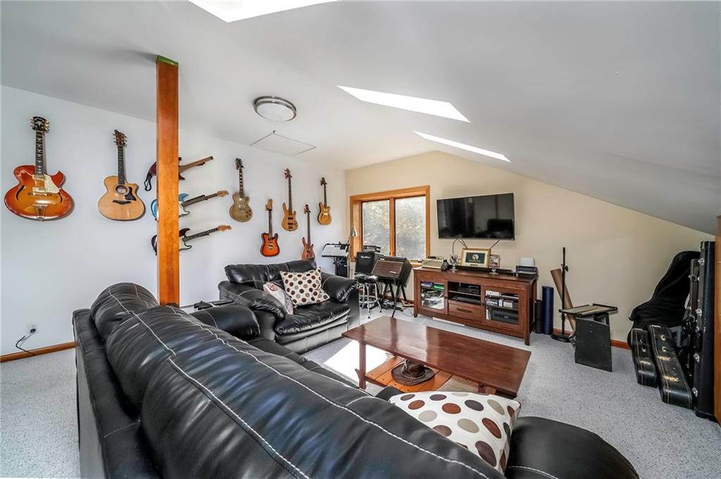 190 Becks Run Road Coraopolis, PA 15108 - Photo 13 of 25 Gallery Image 13