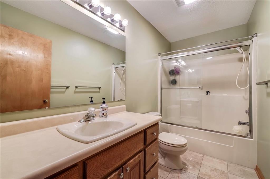 190 Becks Run Road Coraopolis, PA 15108 - Photo 19 of 25 Gallery Image 19