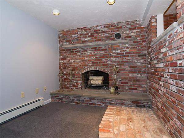 1695 Trapelo Road Waltham, MA 02451 - Photo 17 of 30