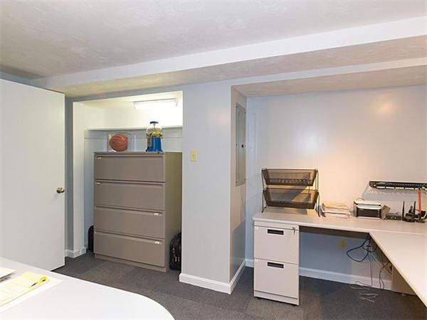 1695 Trapelo Road Waltham, MA 02451 - Photo 20 of 30