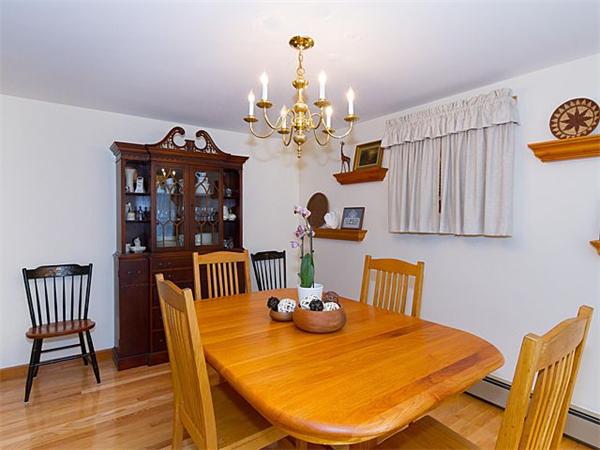 1695 Trapelo Road Waltham, MA 02451 - Photo 6 of 30