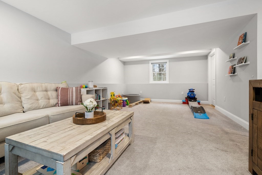 154 Cook Street Billerica, MA 01821 - Photo 21 of 41 Gallery Image 21