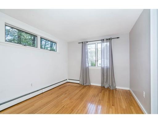214 Van Norden Road Reading, MA 01867 - Photo 14 of 30 Gallery Image 14