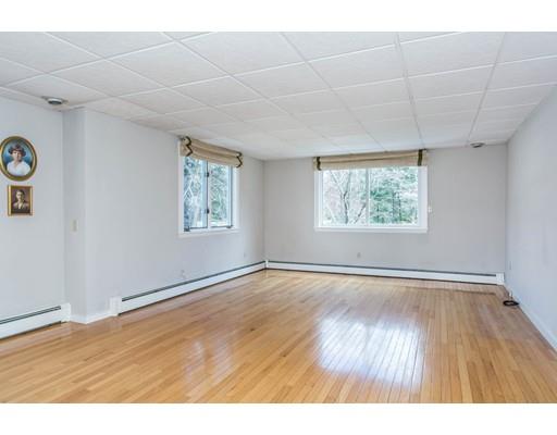 214 Van Norden Road Reading, MA 01867 - Photo 5 of 30 Gallery Image 5