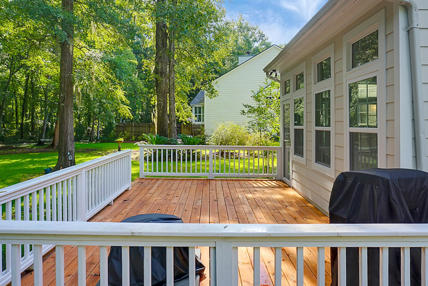 4058 Plantation House Road Summerville, SC 29485 - Photo 38 of 44 deck - 4058 Plantation House