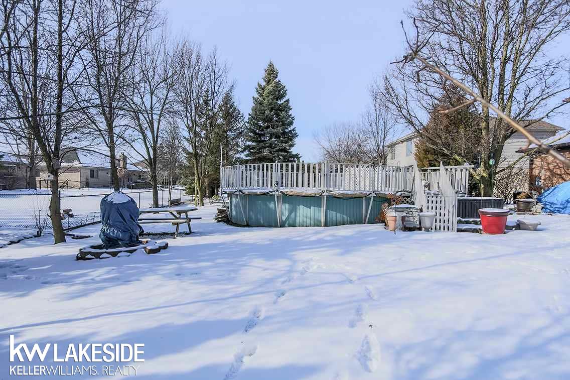 52358 Ten Point Drive Macomb, MI 48042 - Photo 4 of 52 50033593-3.JPG