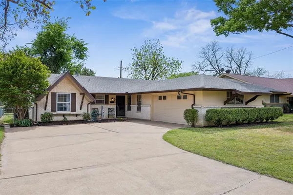 $315,000 | 1918 Normandy Drive, Irving, TX 75060