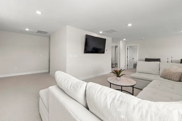 $3,100 | 70 Salazar Street, St. Augustine, FL 32095