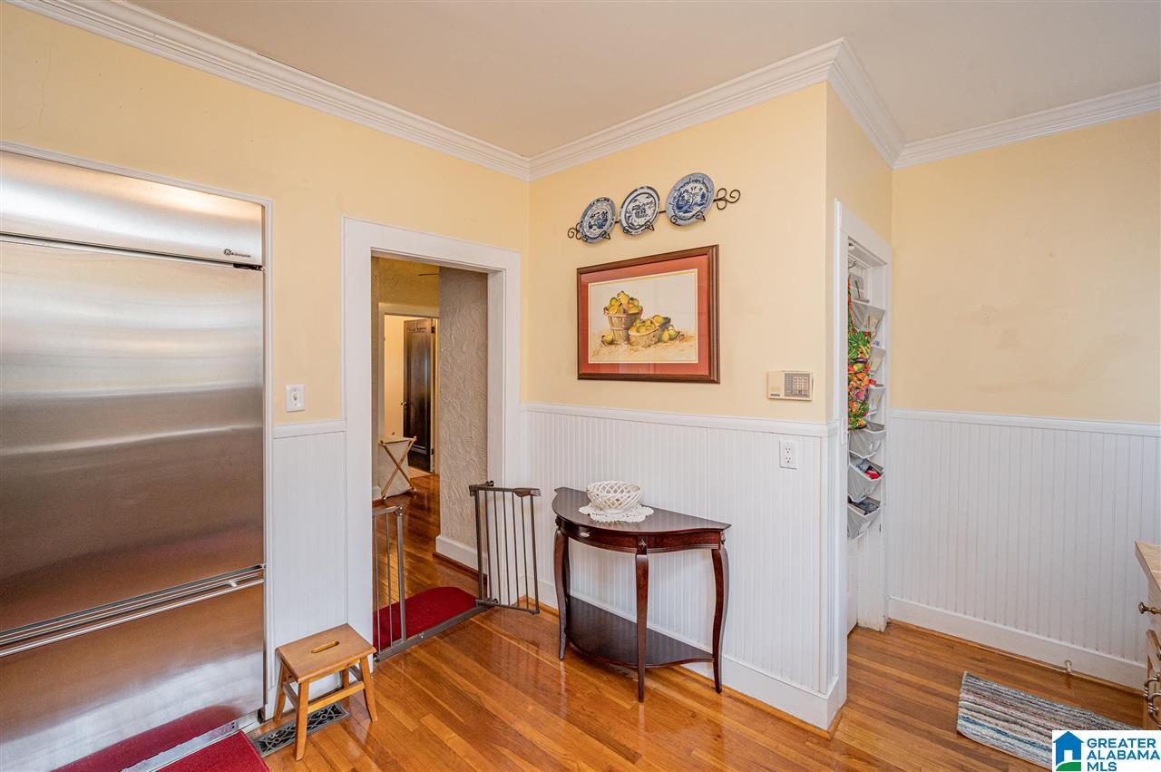 1094 Columbiana Road Birmingham, AL 35209 - Photo 20 of 42
