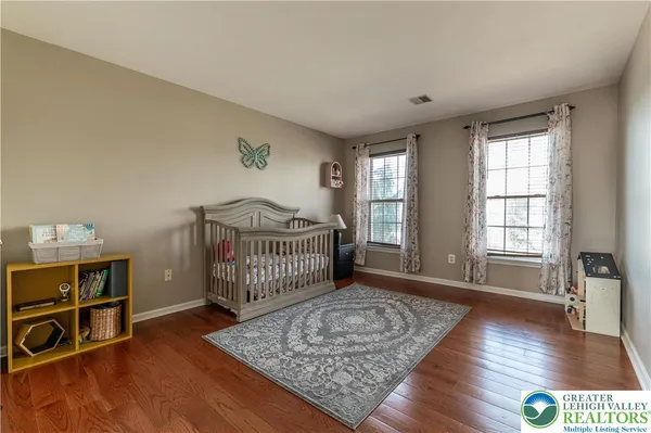 $725,000 | 7 Lower Way Road, Easton, PA 18045