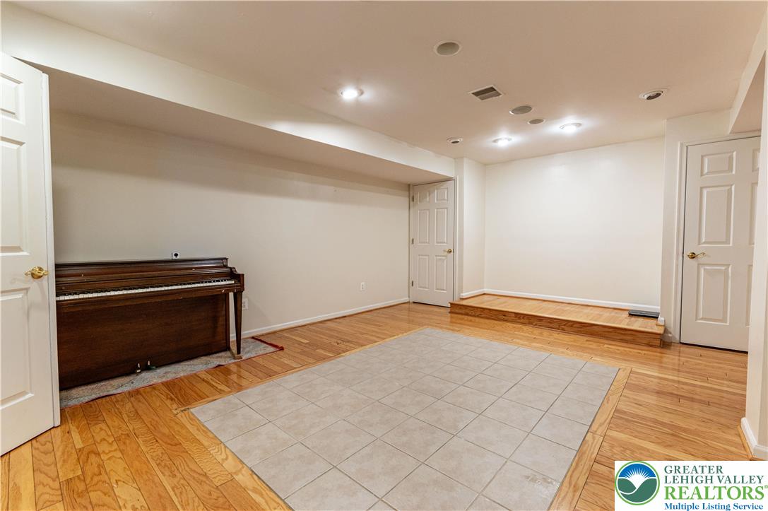 7 Lower Way Road Easton, PA 18045 - Photo 48 of 61