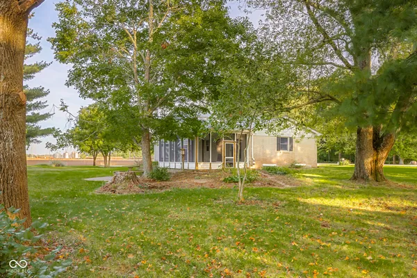 $630,000 | 3660 East 300 South, Columbus, IN 47201