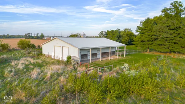 $630,000 | 3660 East 300 South, Columbus, IN 47201