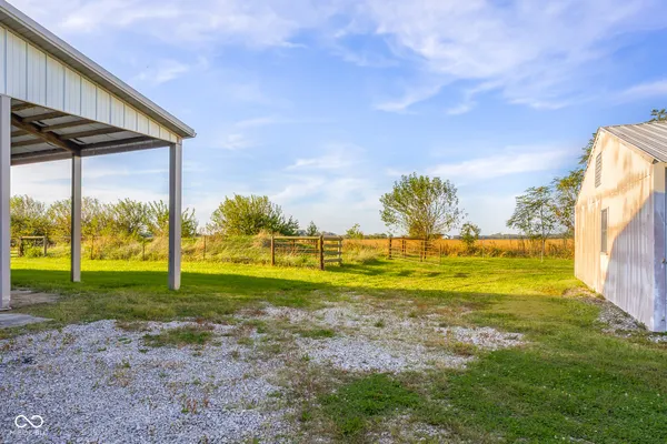 $630,000 | 3660 East 300 South, Columbus, IN 47201